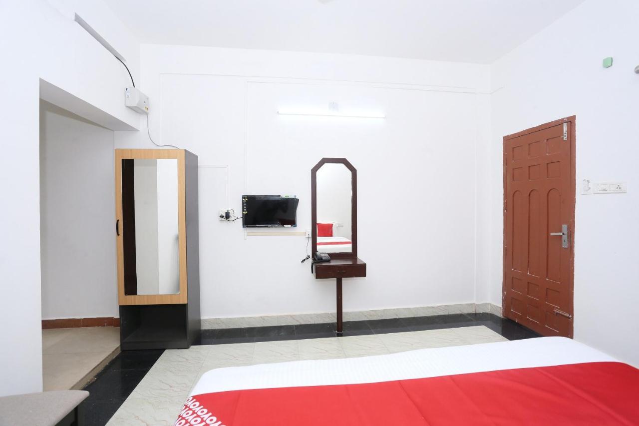 Oyo Flagship Kaveri Tourist Home Guruvāyūr Dış mekan fotoğraf